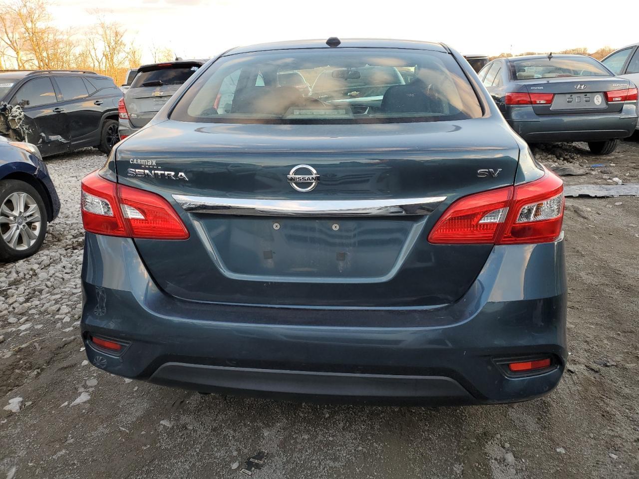 2017 NISSAN SENTRA S - Фото 6