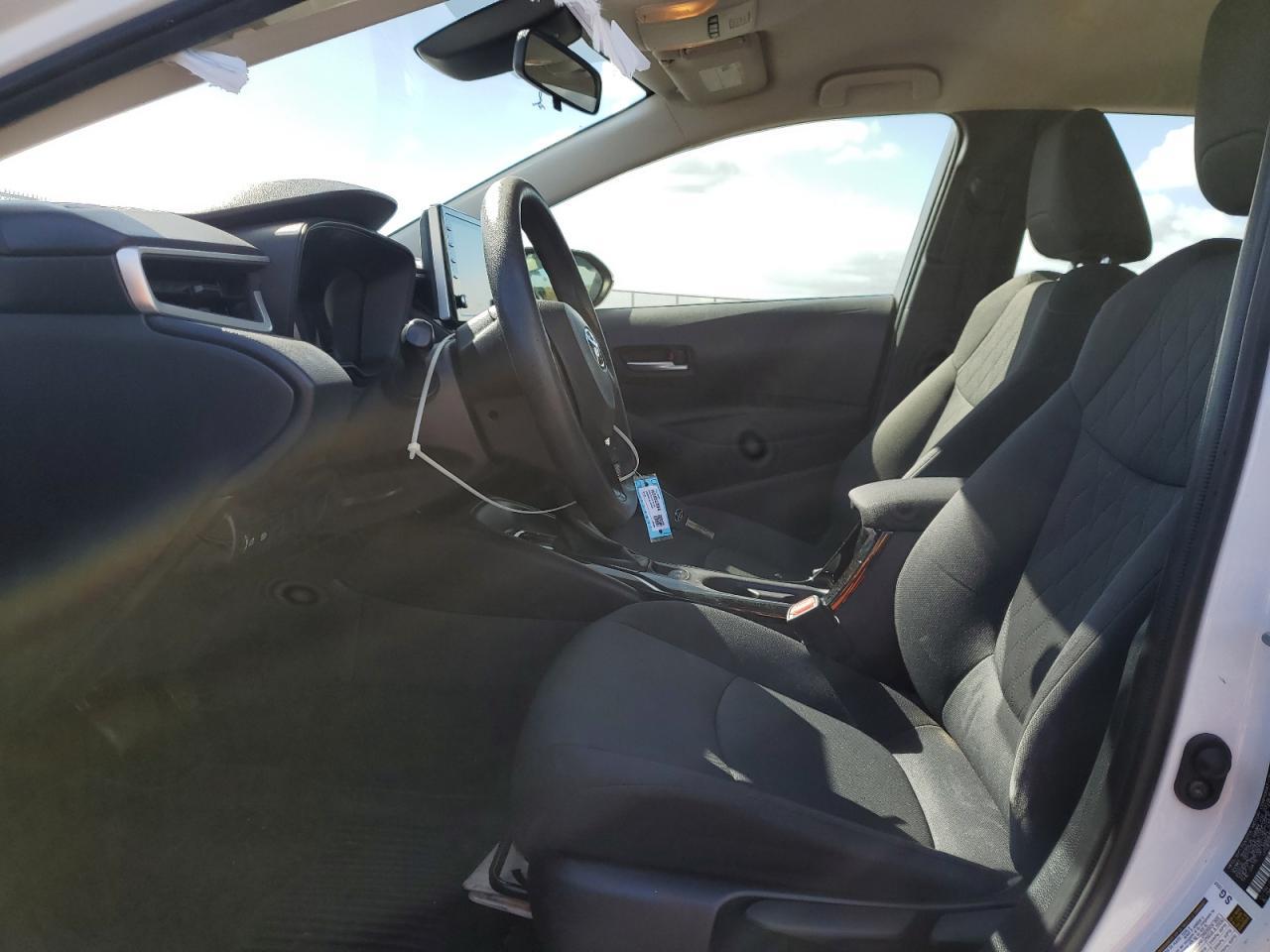2020 TOYOTA COROLLA LE - Фото 7
