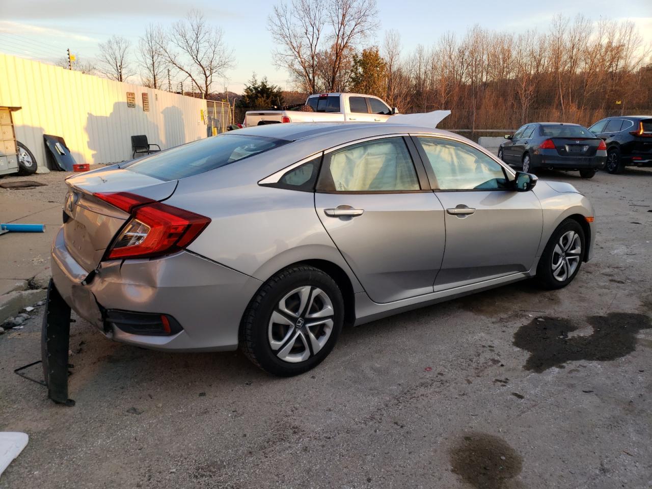 2017 HONDA CIVIC LX - Фото 3