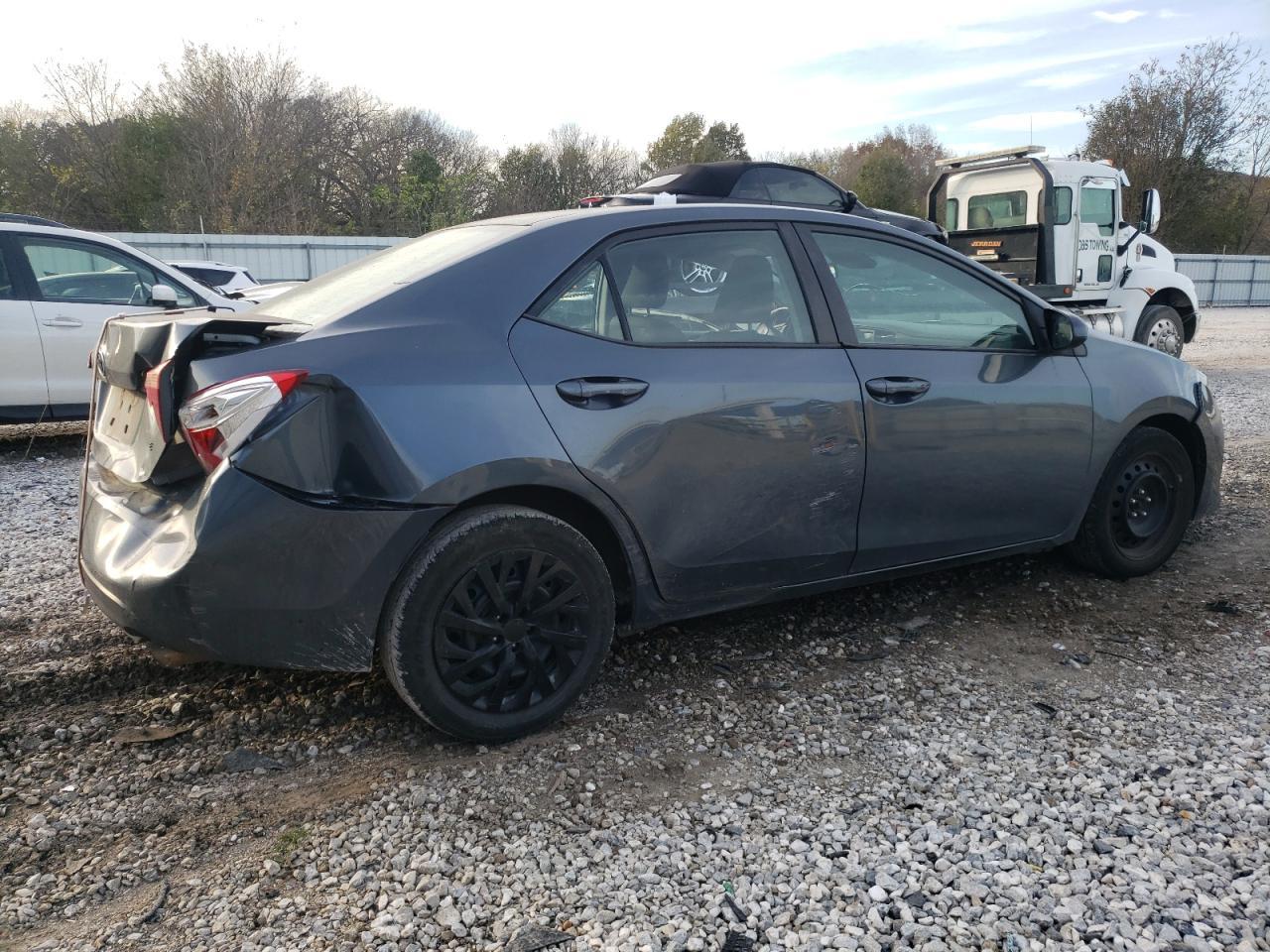 2019 TOYOTA COROLLA L - Image 3