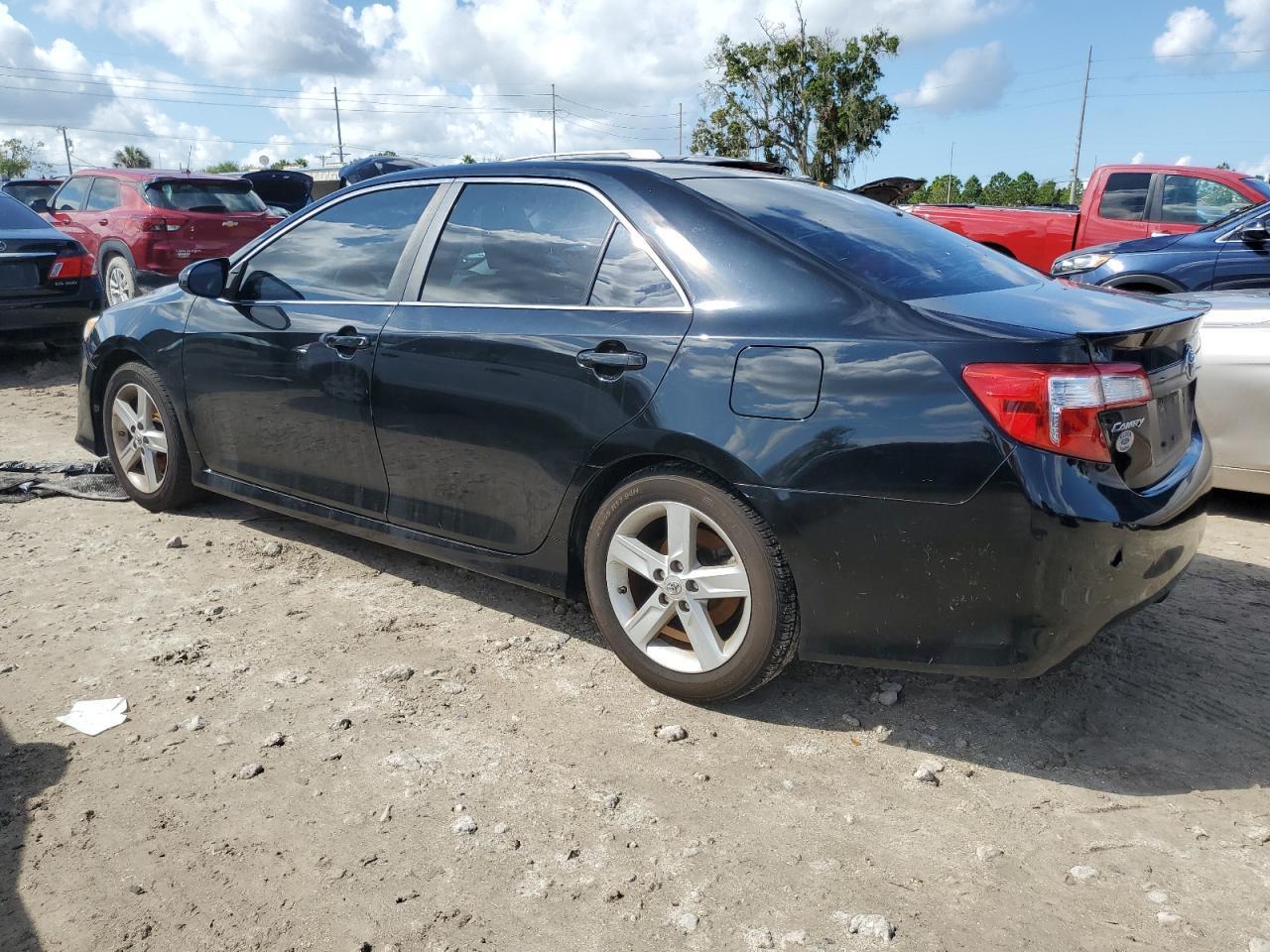 2012 TOYOTA CAMRY BASE - Фото 2
