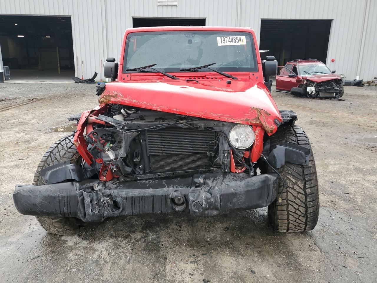 2017 JEEP WRANGLER U - Image 5