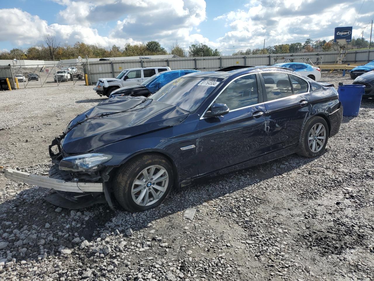 2015 BMW 528 I car image