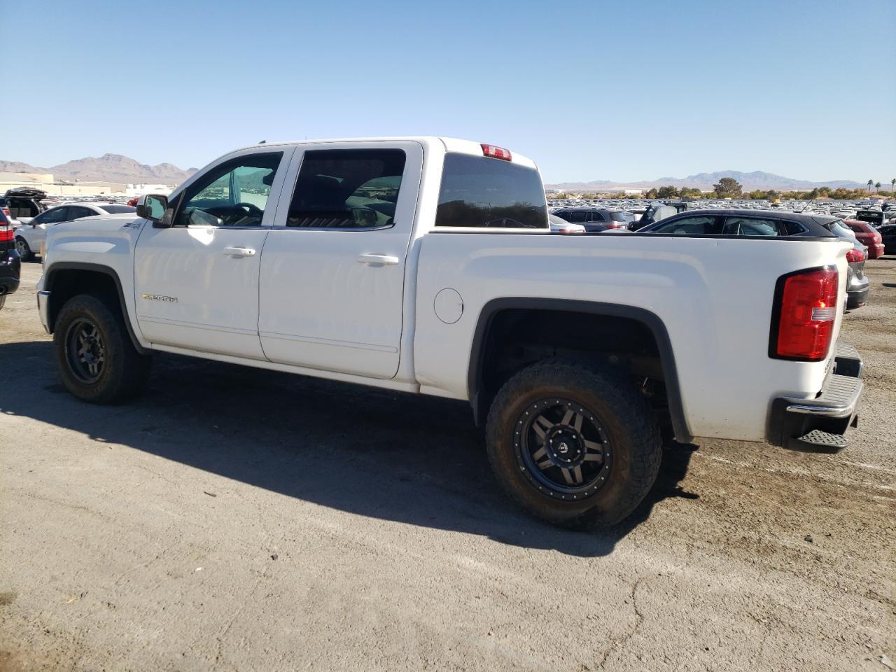 2014 GMC SIERRA K15 - Фото 2