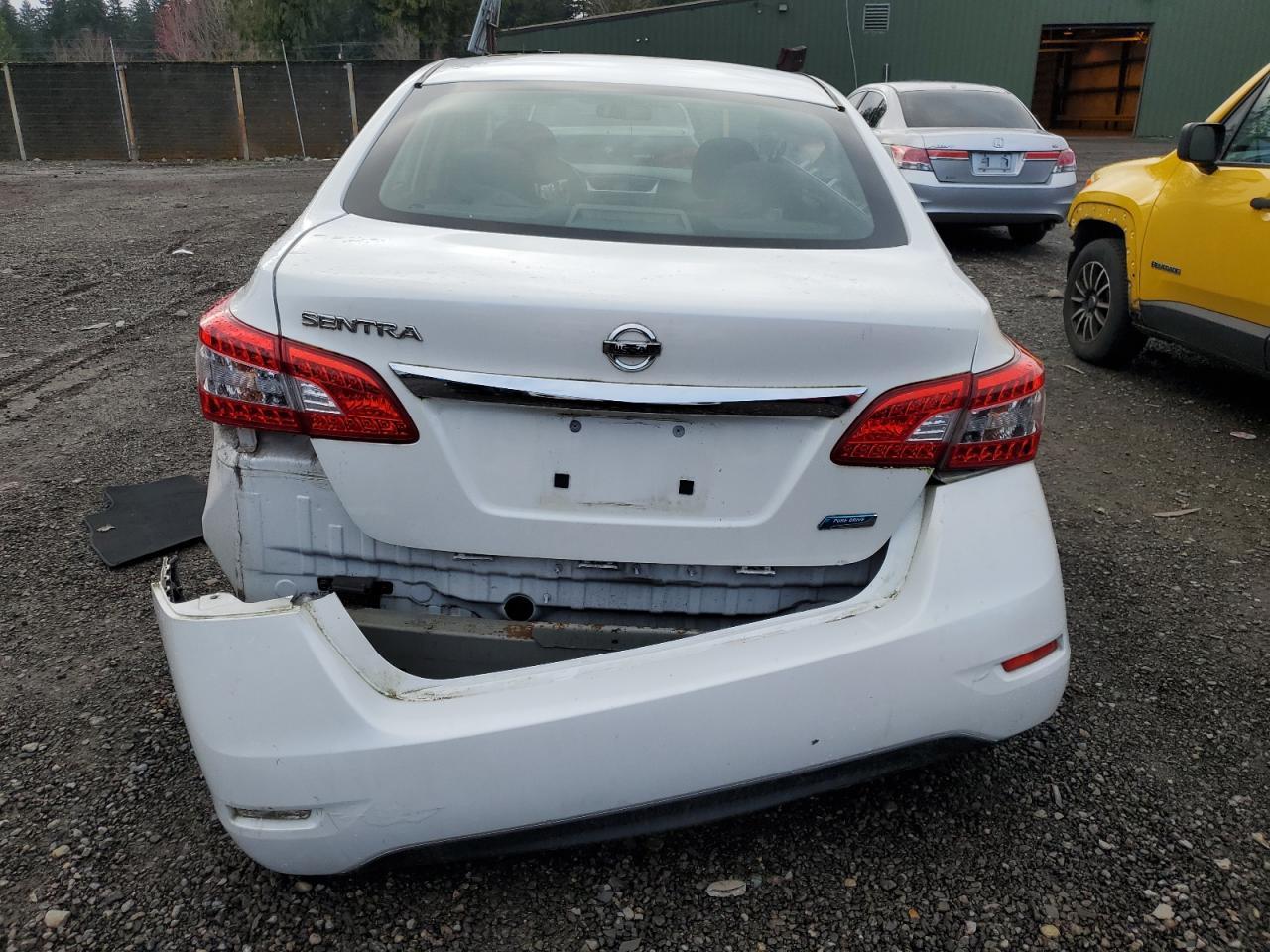 2013 NISSAN SENTRA S - Фото 6