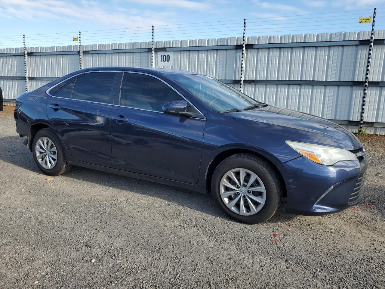 2016 TOYOTA CAMRY LE - Image 4