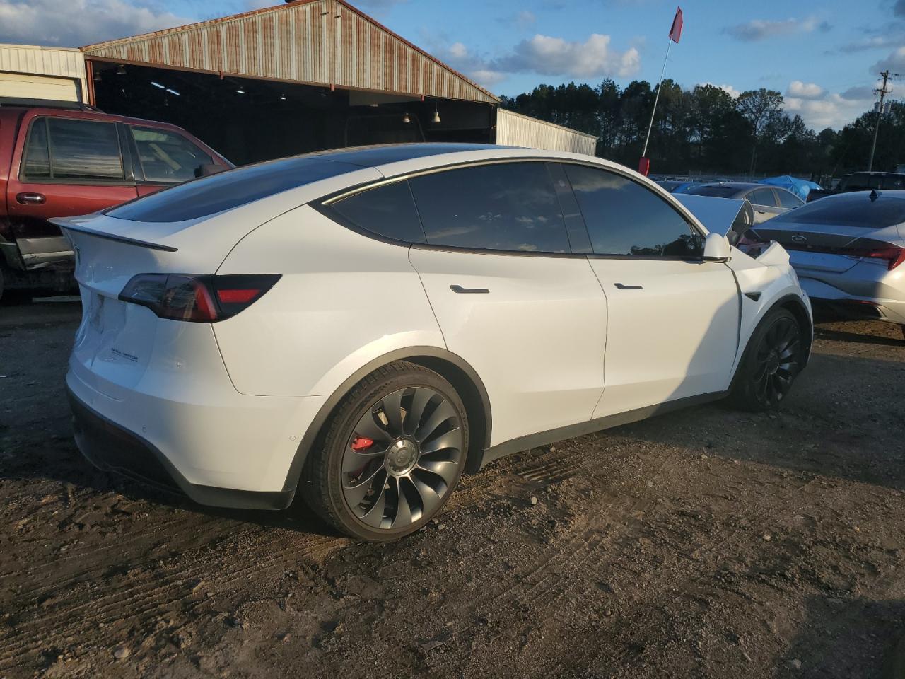 2022 TESLA MODEL Y - Фото 3