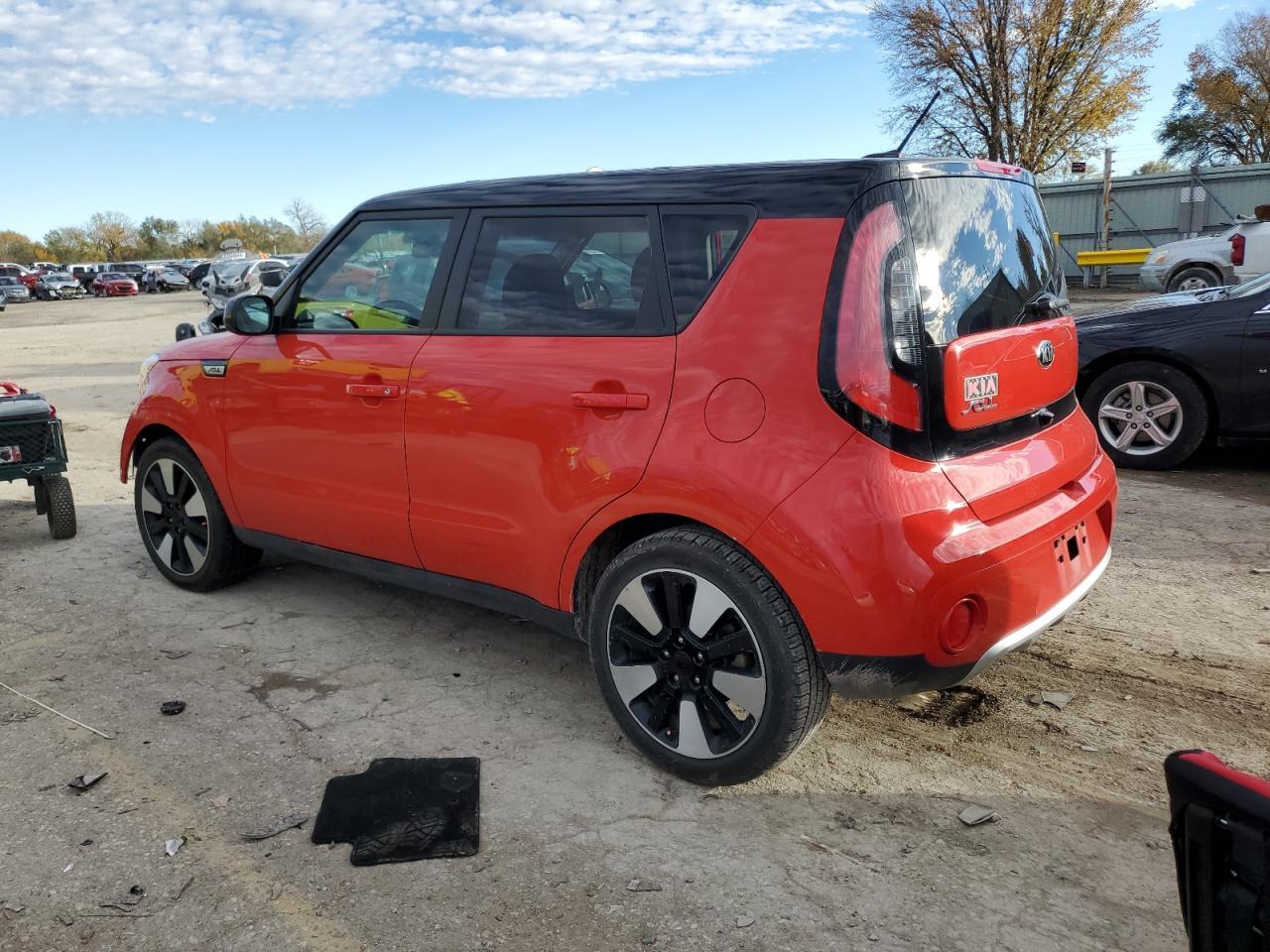 2017 KIA SOUL + - Image 2