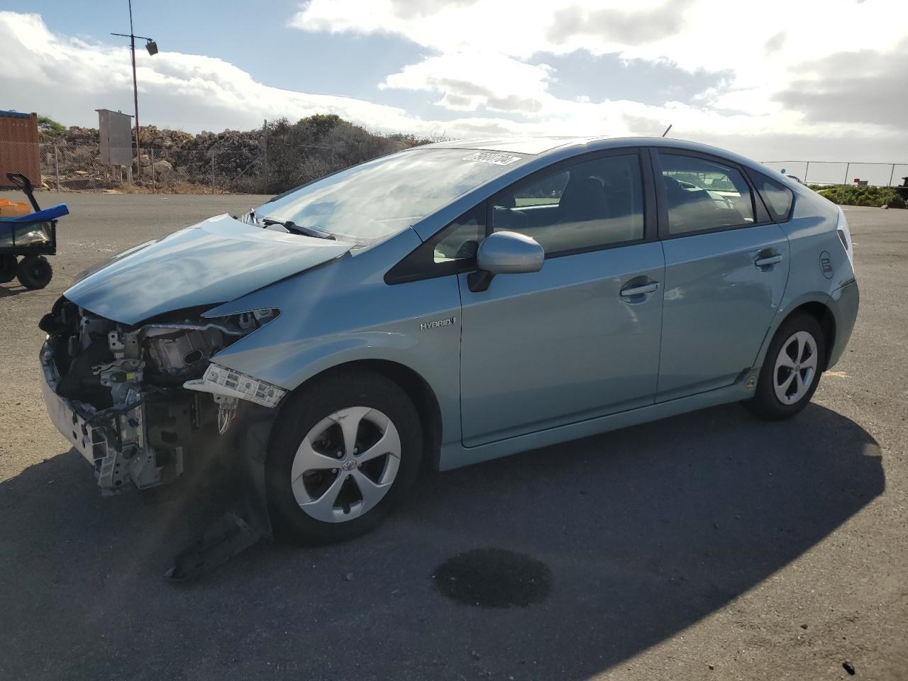 2015 TOYOTA PRIUS car image