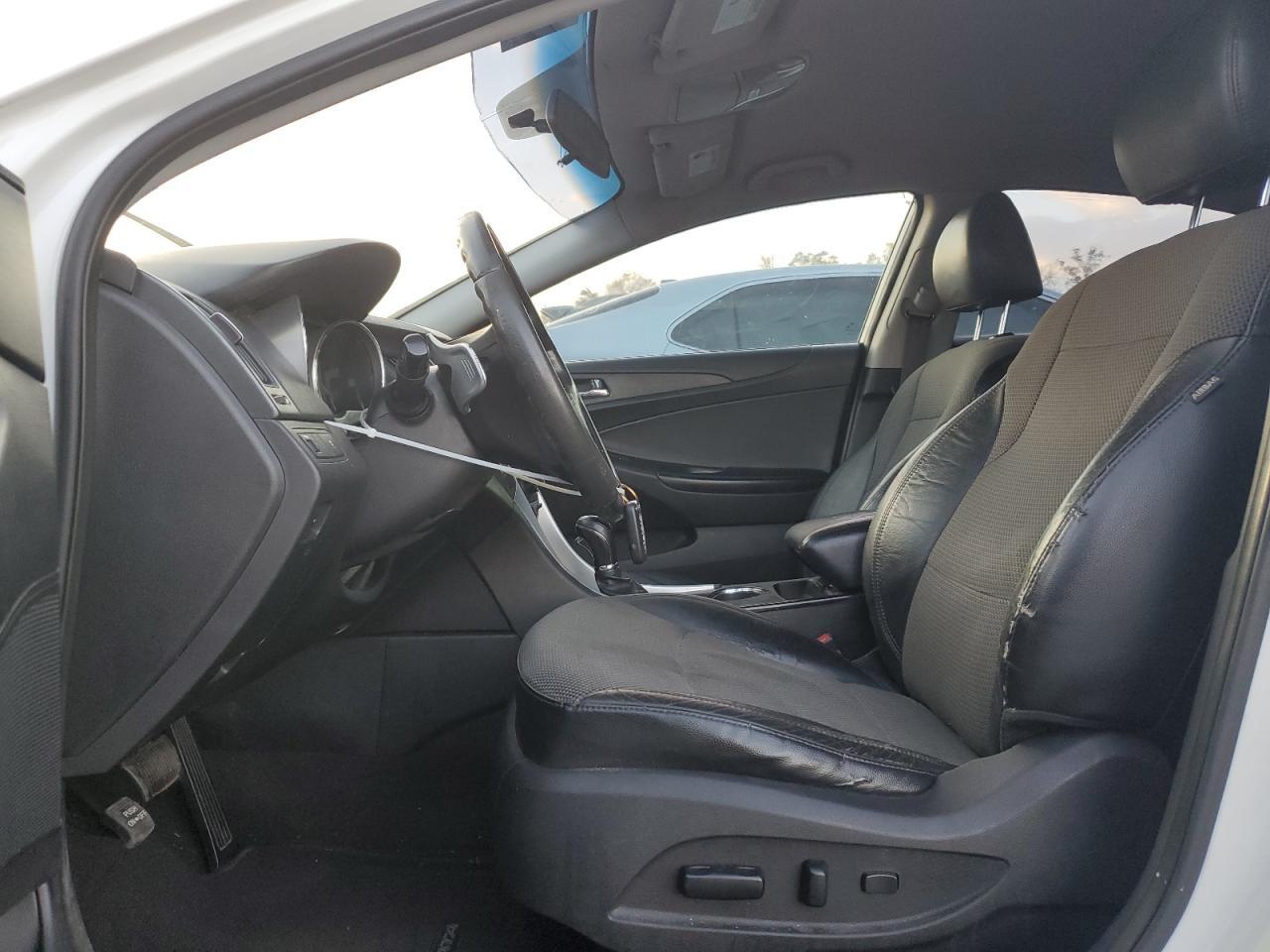 2011 HYUNDAI SONATA SE - Фото 7
