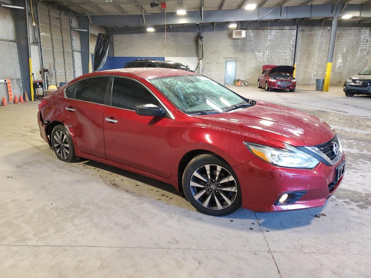 2017 NISSAN ALTIMA 2.5 - Image 4