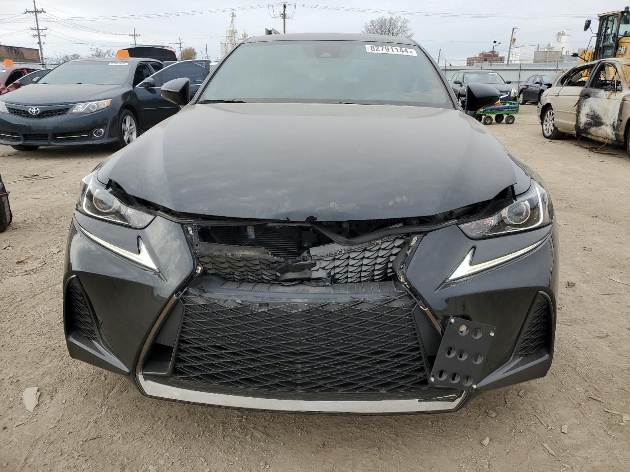 2018 LEXUS IS 300 - Фото 5
