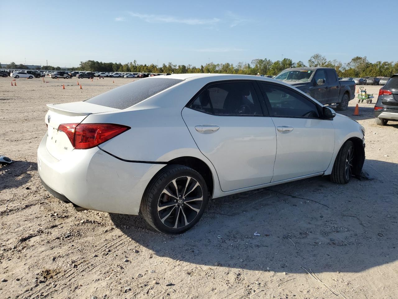 2018 TOYOTA COROLLA L - Image 3