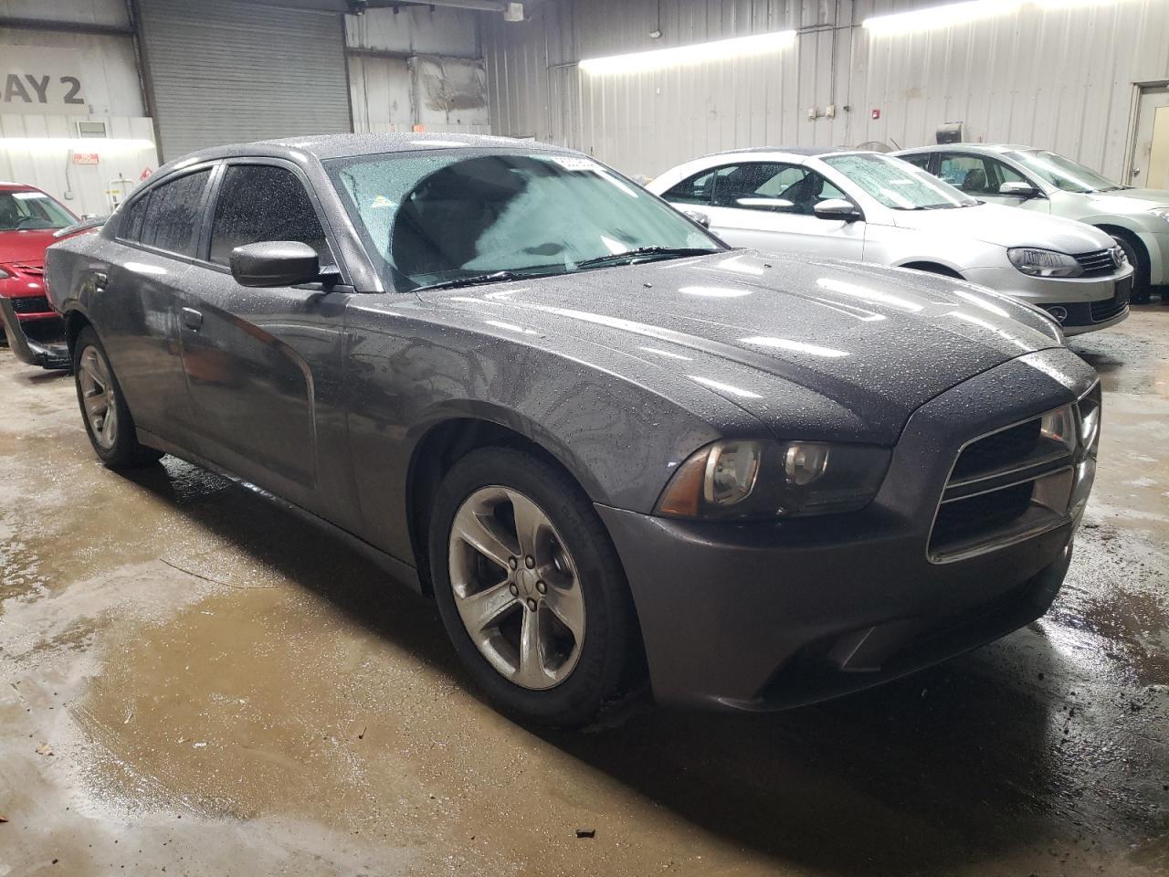 2014 DODGE CHARGER SE - Фото 4