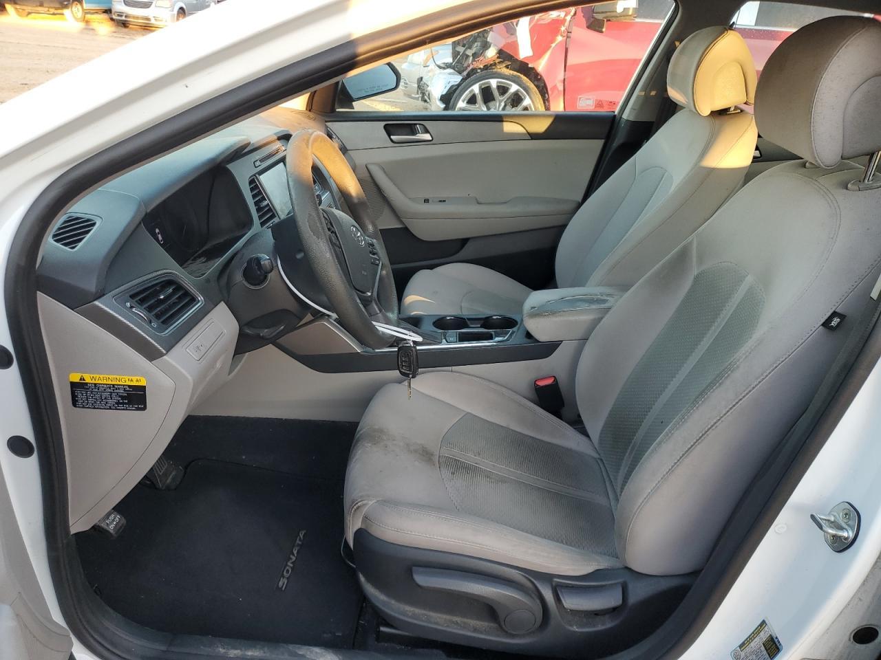 2017 HYUNDAI SONATA SE - Фото 7