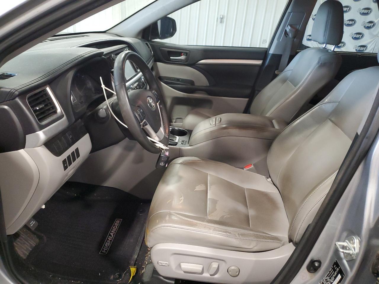 2015 TOYOTA HIGHLANDER - Фото 7