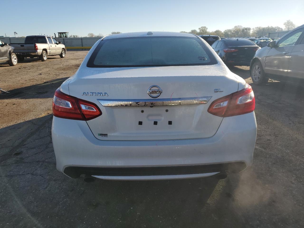 2017 NISSAN ALTIMA 2.5 - Фото 6