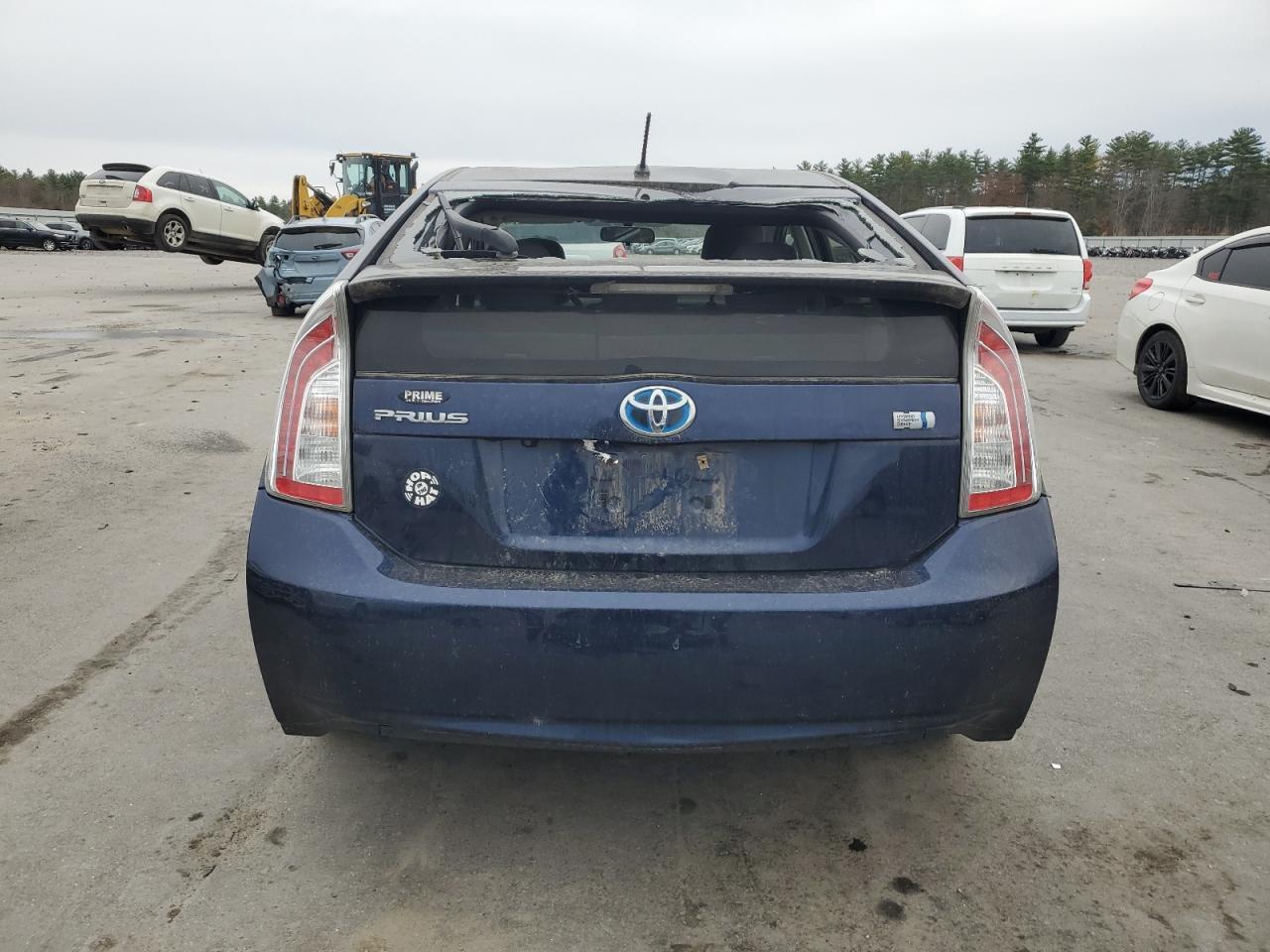 2015 TOYOTA PRIUS - Фото 6