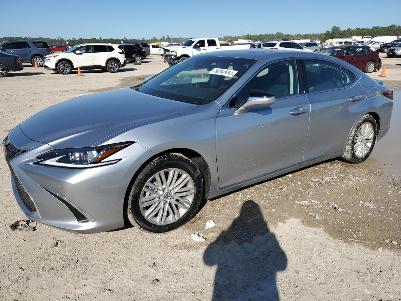 2023 LEXUS ES 300H BA car image