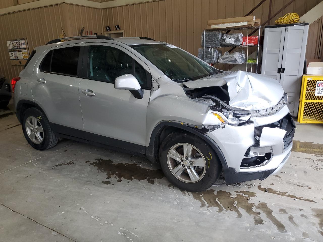 2021 CHEVROLET TRAX 1LT - Фото 4