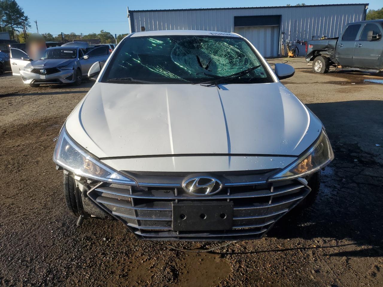 2019 HYUNDAI ELANTRA SE - Image 5