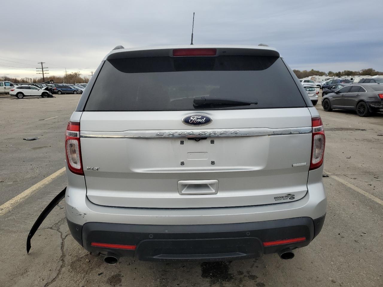 2013 FORD EXPLORER X - Фото 6