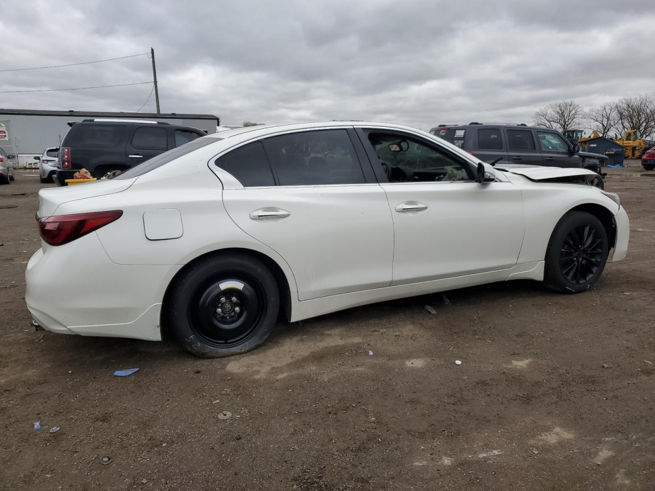 2018 INFINITI Q50 LUXE - Image 3