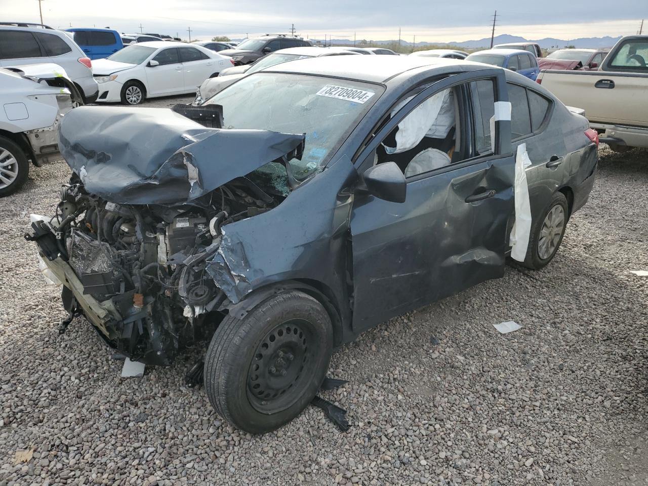 2016 NISSAN VERSA S