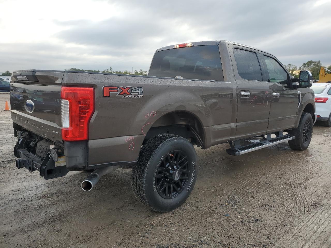 2017 FORD F250 SUPER - Image 3