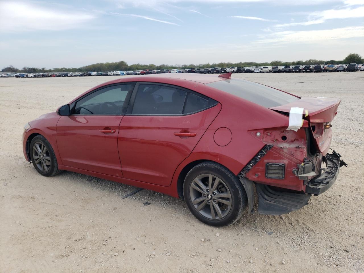 2018 HYUNDAI ELANTRA SE - Image 2