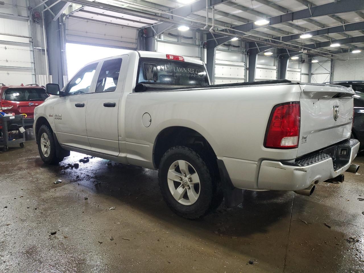2017 RAM 1500 ST - Фото 2