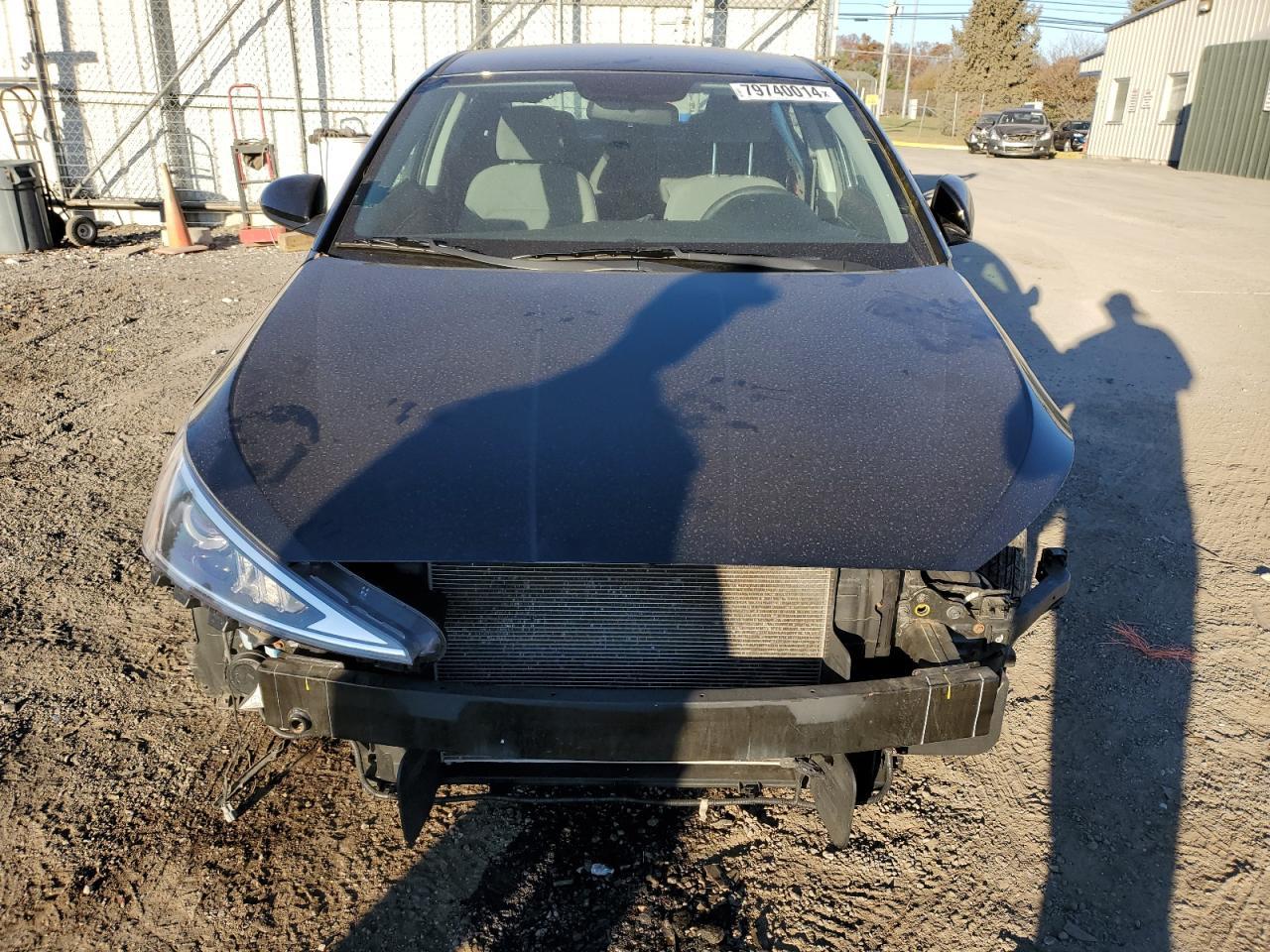 2019 HYUNDAI ELANTRA SE - Фото 5