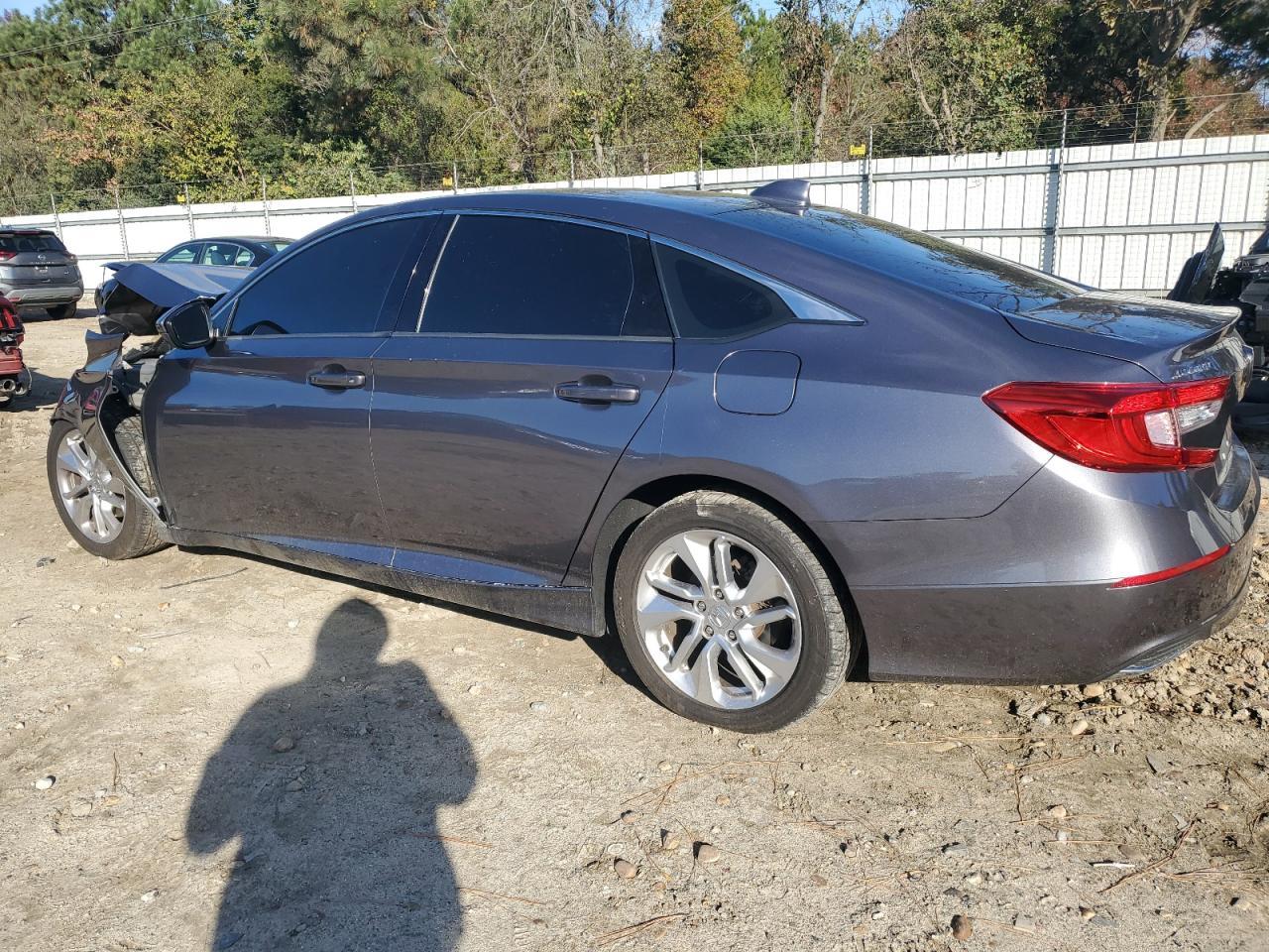 2018 HONDA ACCORD LX - Image 2