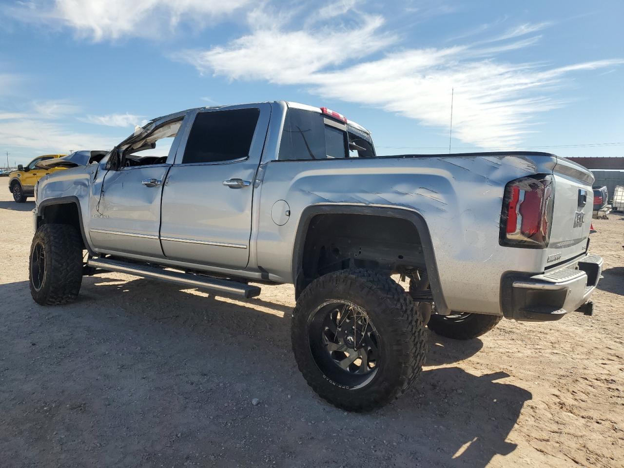 2018 GMC SIERRA K15 - Фото 2