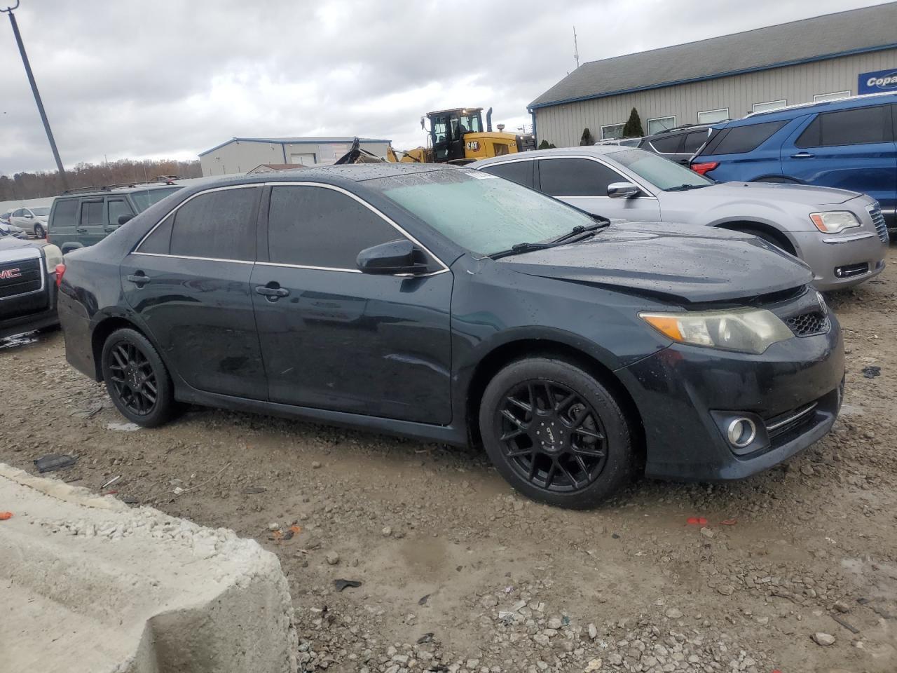 2014 TOYOTA CAMRY L - Image 4