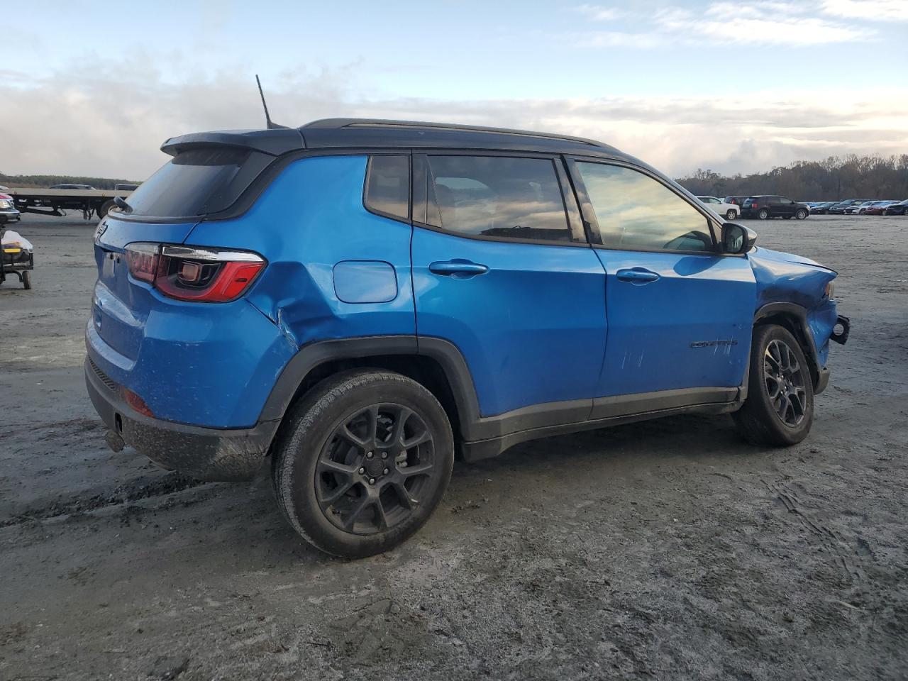 2022 JEEP COMPASS LA - Фото 3