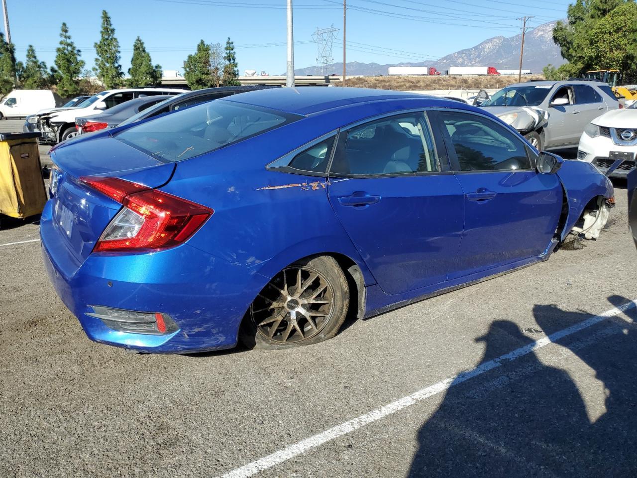 2017 HONDA CIVIC LX - Фото 3