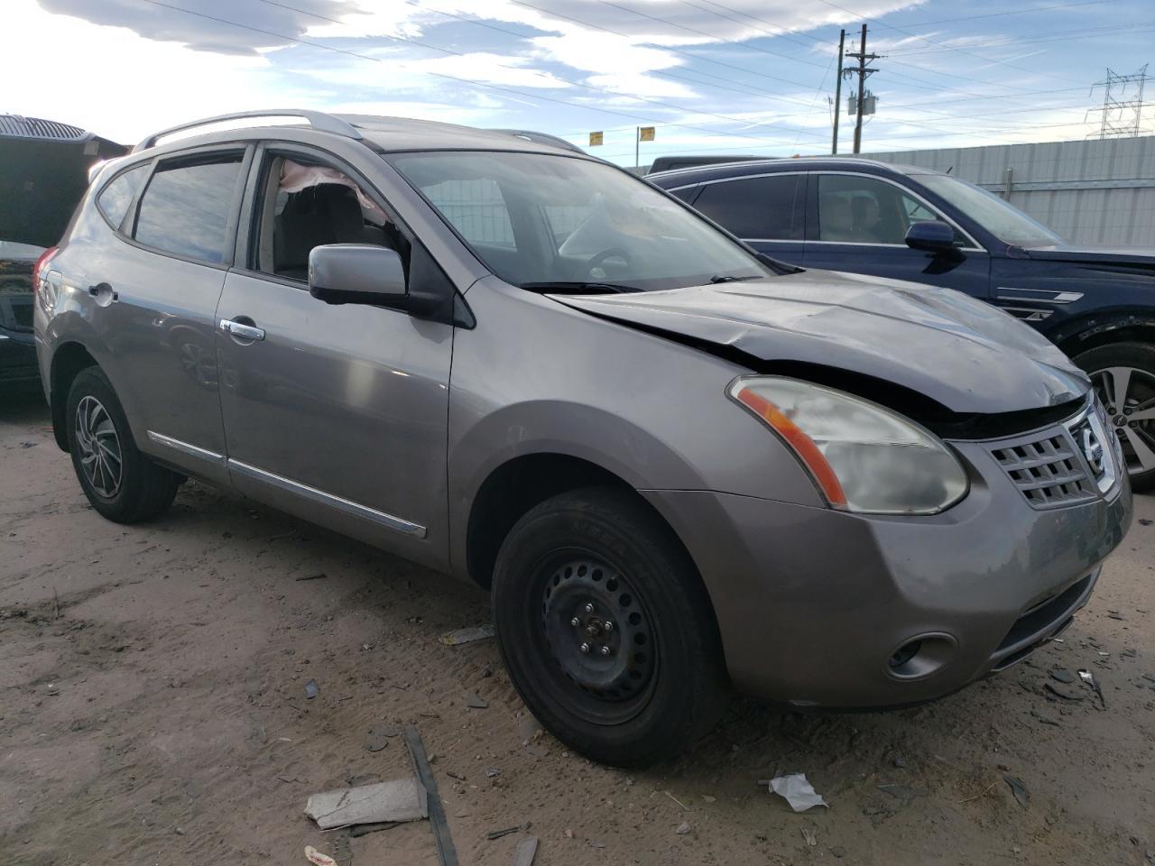 2013 NISSAN ROGUE S - Image 4