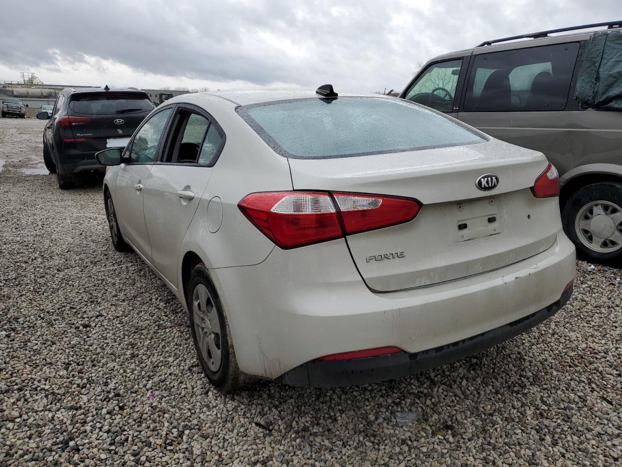 2015 KIA FORTE LX - Фото 2