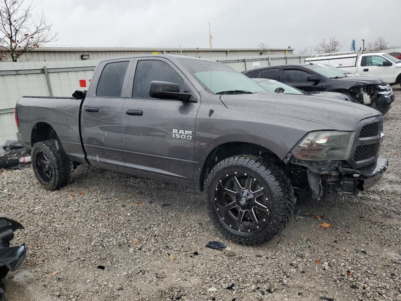 2017 RAM 1500 ST - Image 4