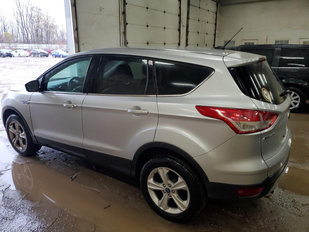 2014 FORD ESCAPE SE - Image 2