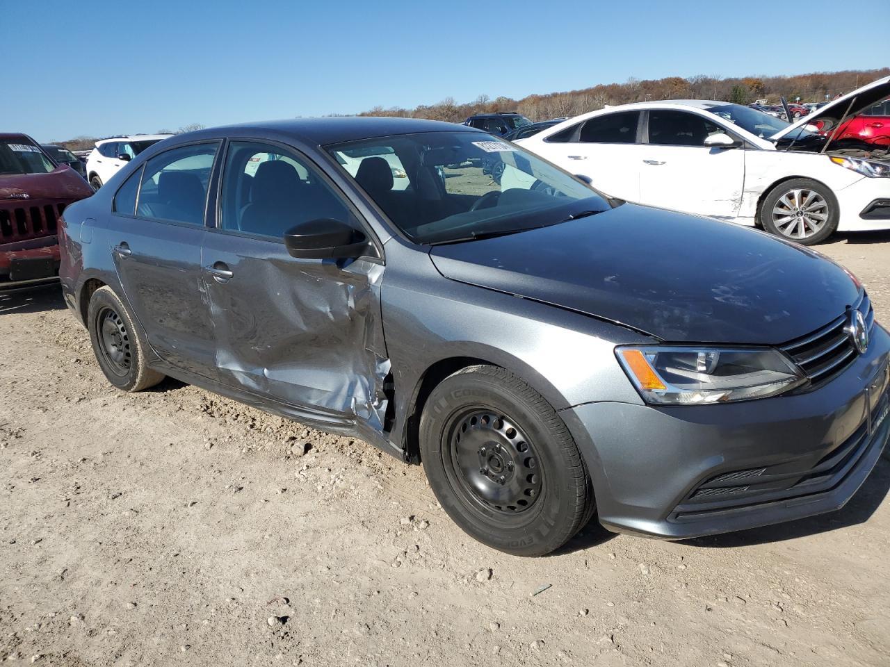 2016 VOLKSWAGEN JETTA S - Image 4
