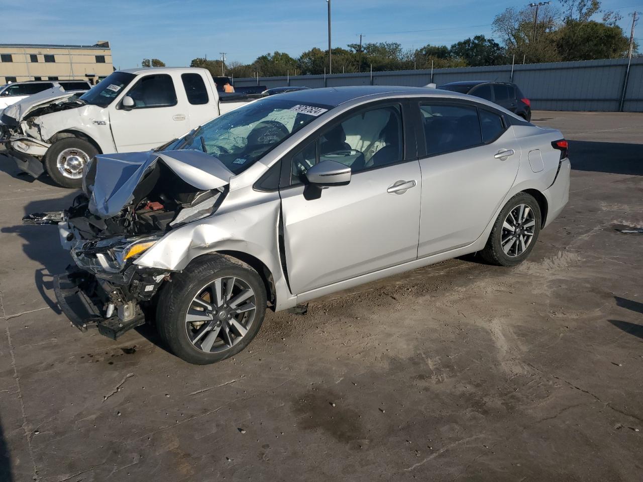 2021 NISSAN VERSA SV