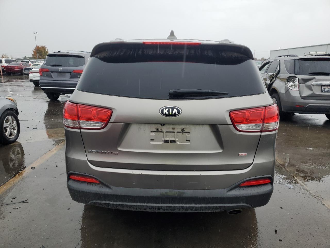 2016 KIA SORENTO LX - Image 6