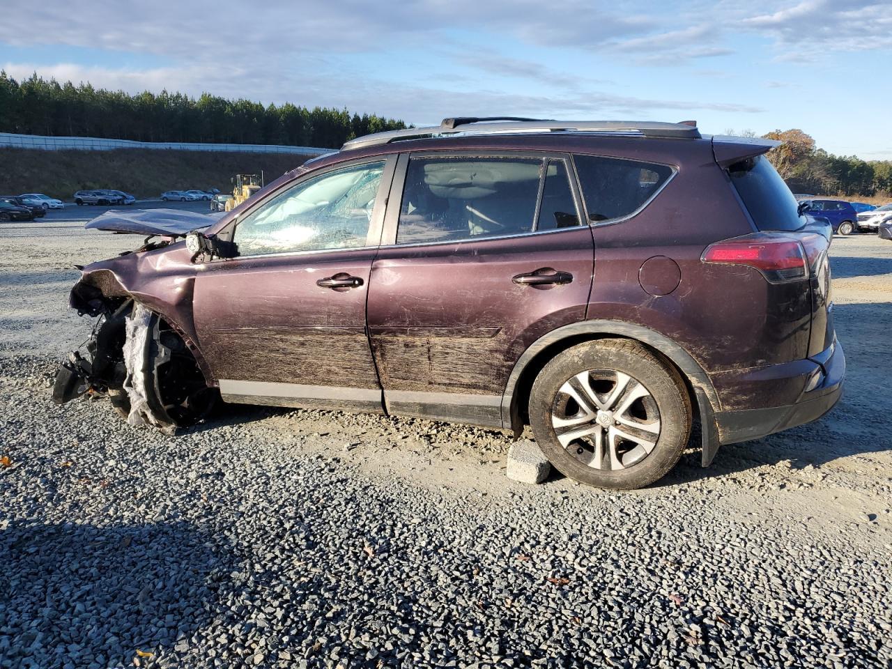 2018 TOYOTA RAV4 LE - Image 2