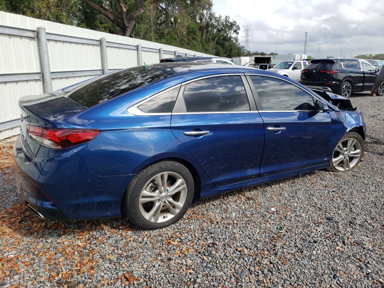 2018 HYUNDAI SONATA SPO - Image 3