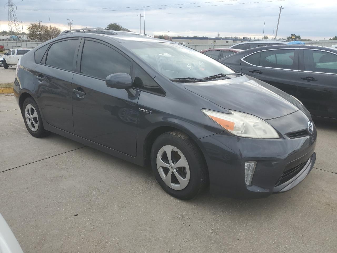 2013 TOYOTA PRIUS - Image 4