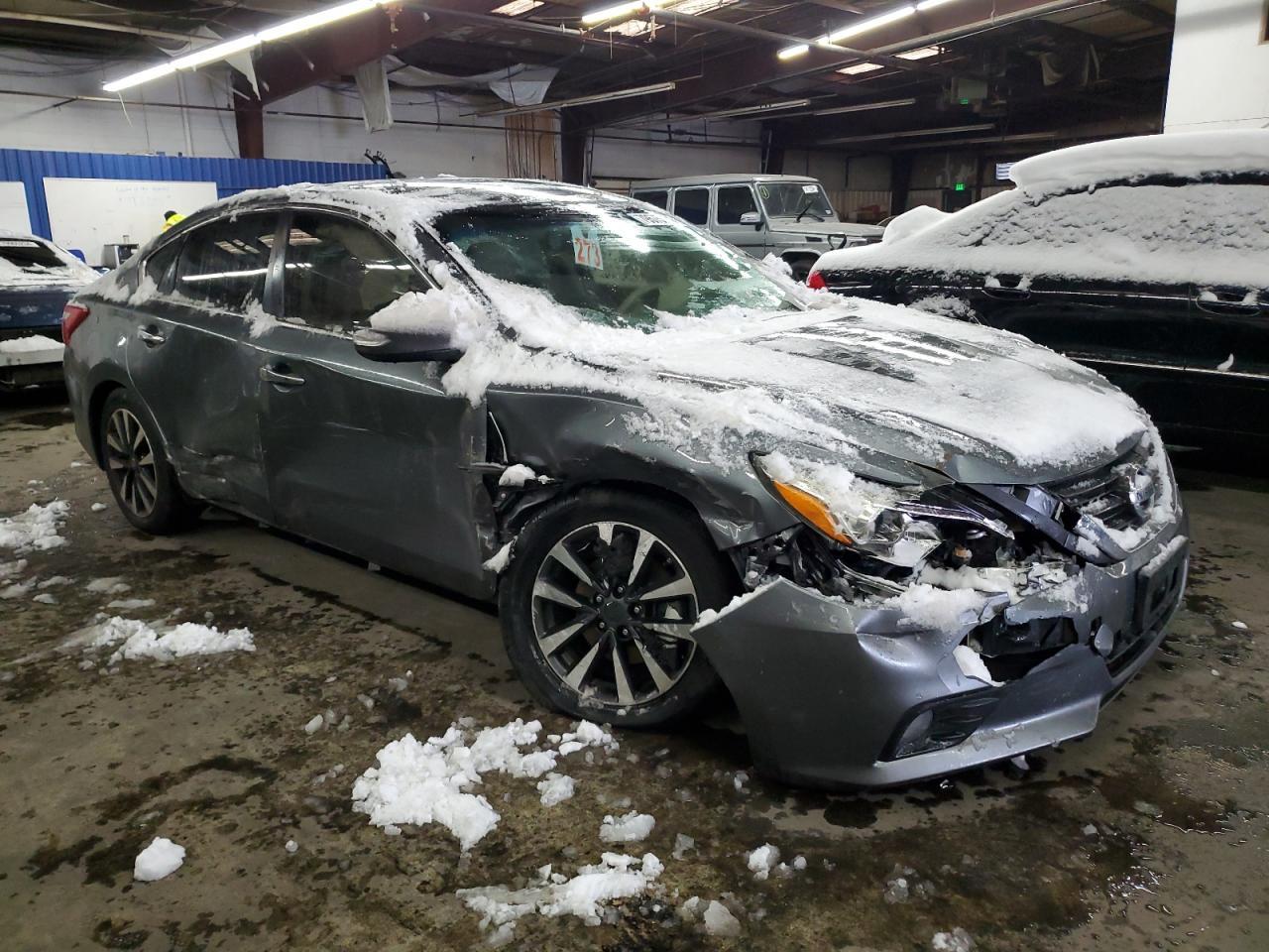 2016 NISSAN ALTIMA 2.5 - Фото 4