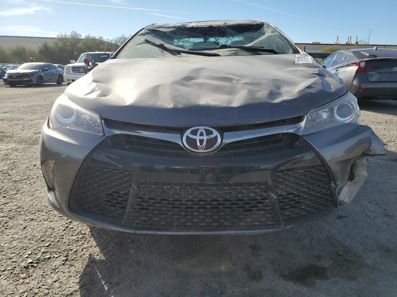 2015 TOYOTA CAMRY LE - Фото 5