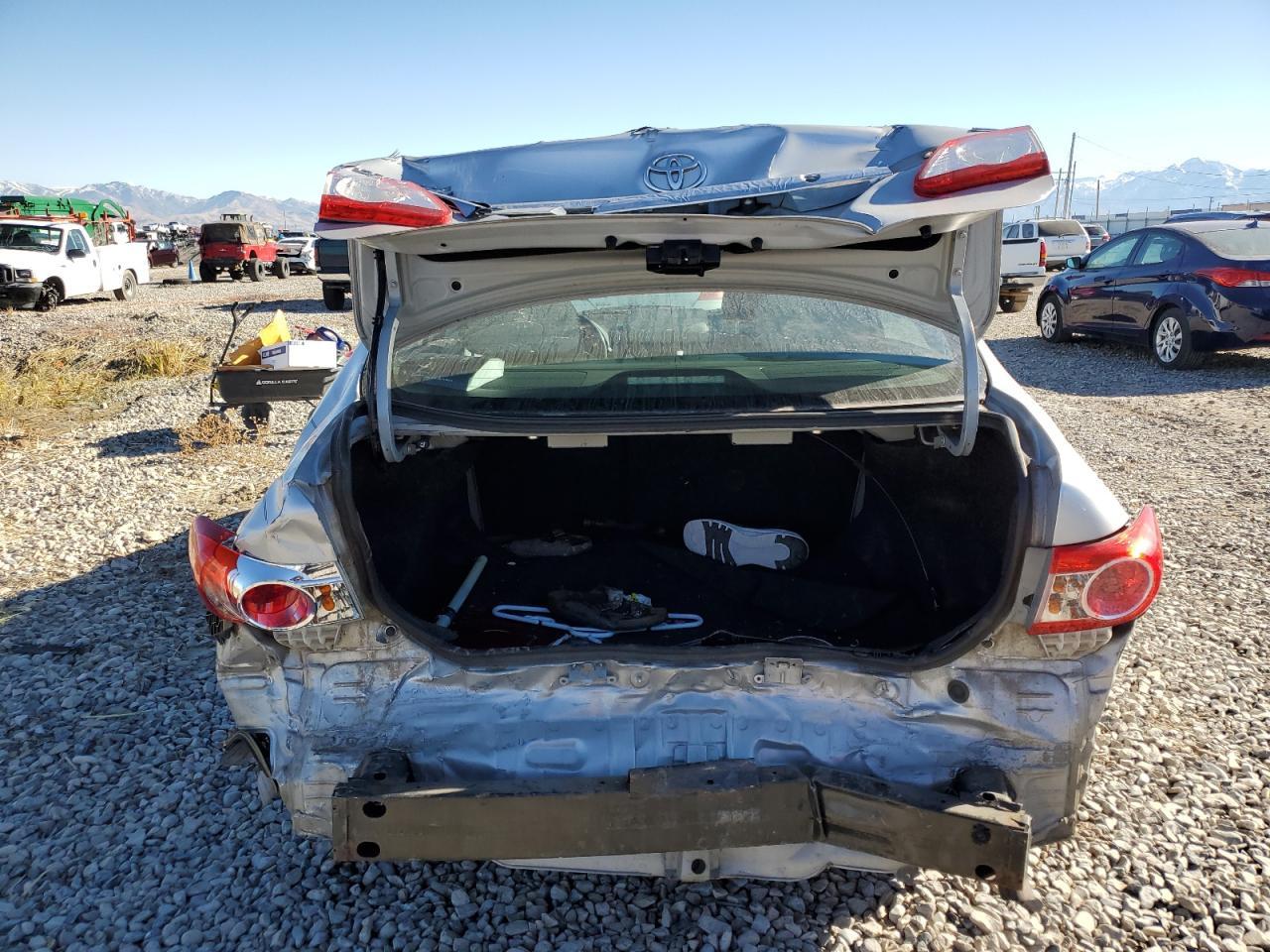 2013 TOYOTA COROLLA BA - Image 6